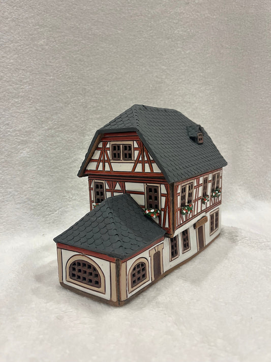 Christmas Ceramic House Art Tealight Candle Holder Room Decoration Handcrafted Collectible Miniature House (G126)