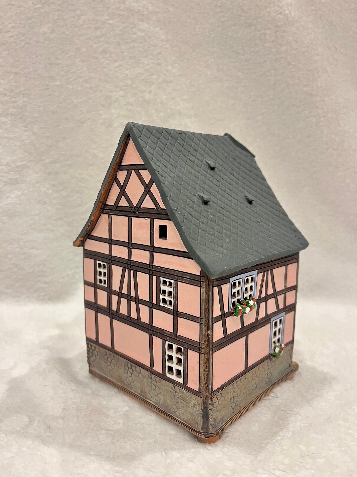 Christmas Ceramic House Art Tealight Candle Holder Room Decoration Handcrafted Collectible Miniature House (G167)