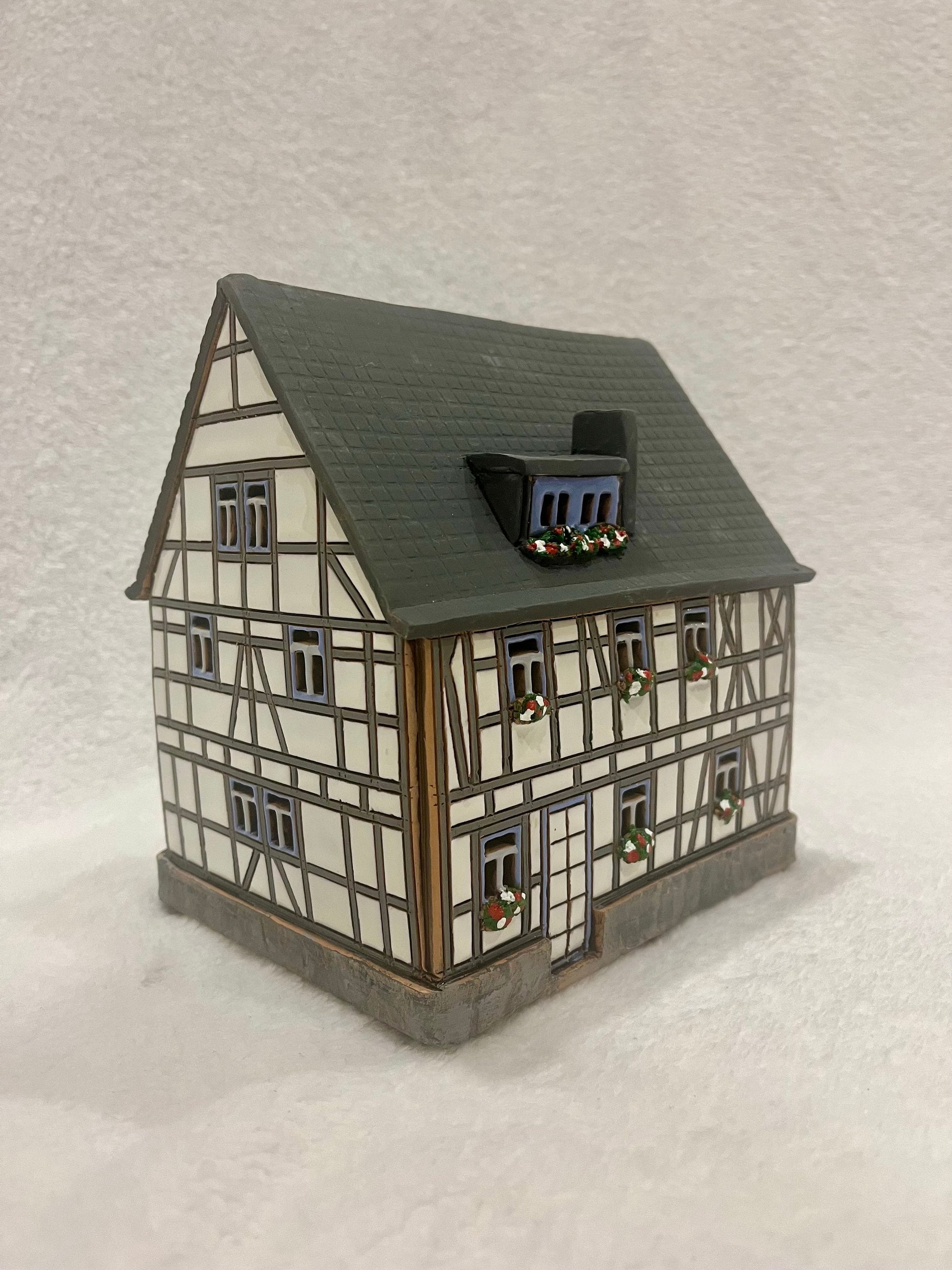 Christmas Ceramic House Art Tealight Candle Holder Room Decoration Handcrafted Collectible Miniature House GC151