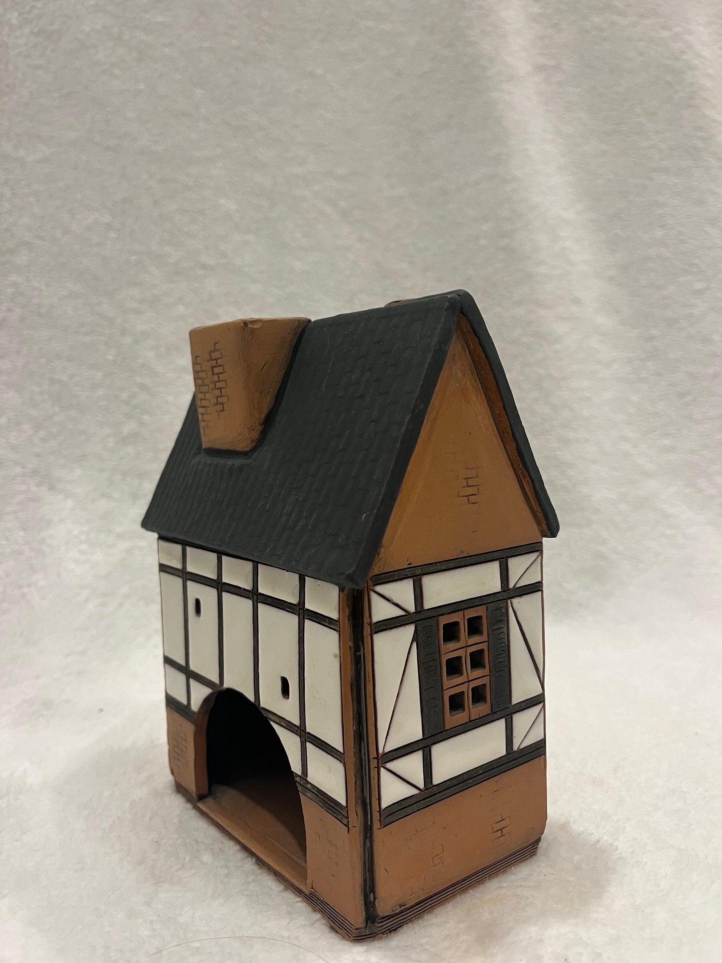 Christmas Ceramic House Art Tealight Candle Holder Room Decoration Handcrafted Collectible Miniature House AB53