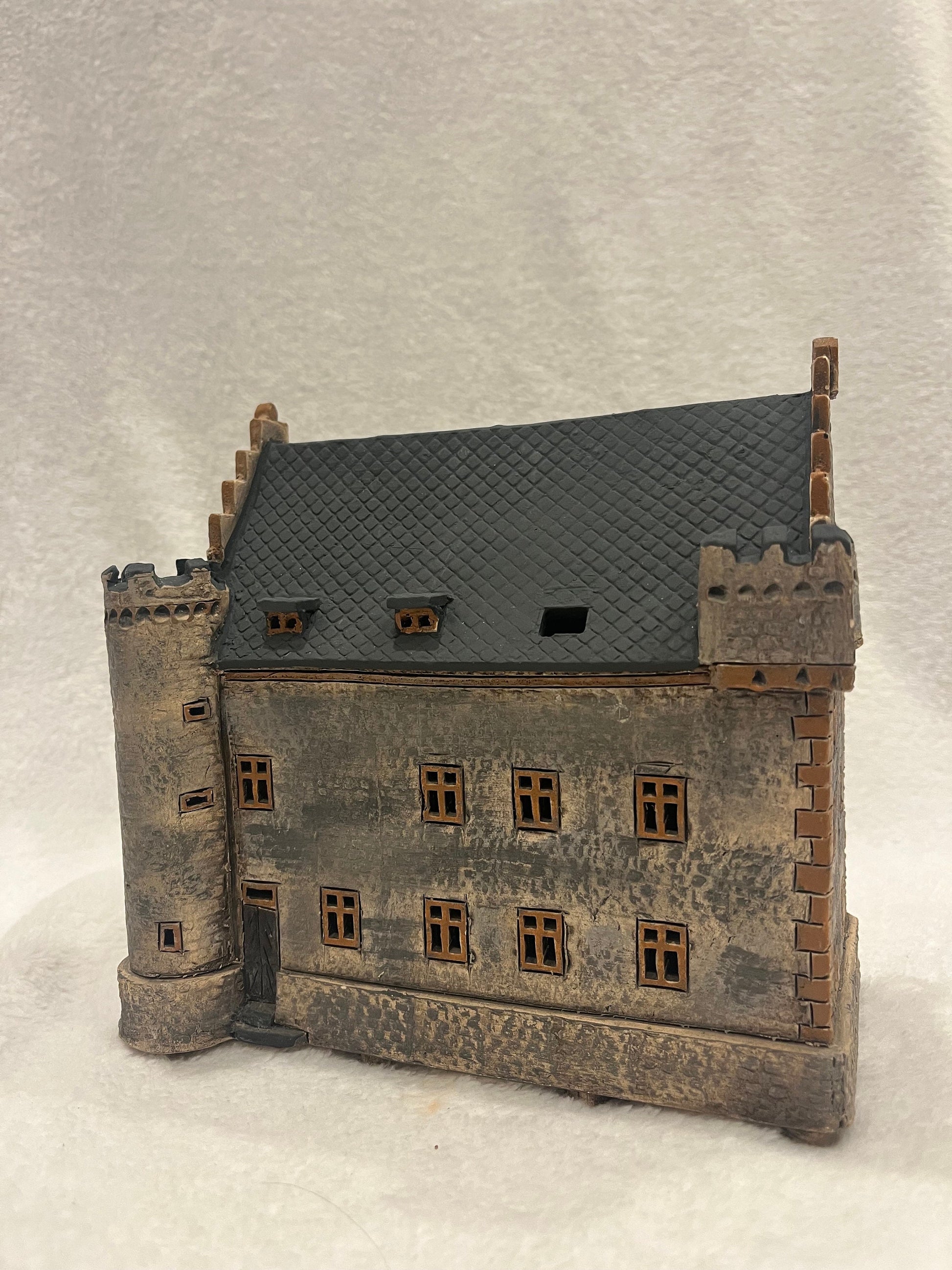 Christmas Ceramic House Art Tealight Candle Holder Room Decoration Handcrafted Collectible Miniature House GC90