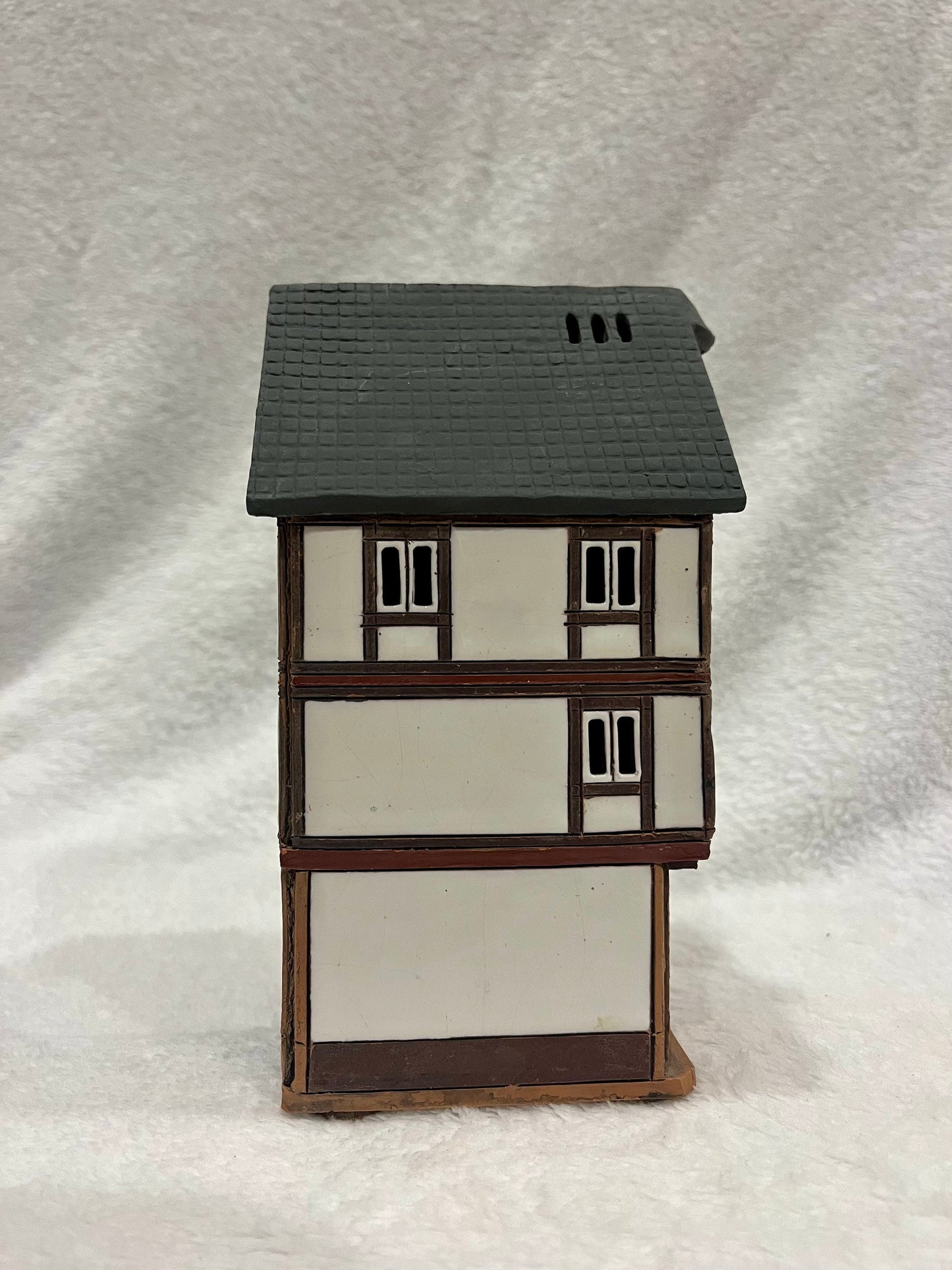 Christmas Ceramic House Art Tealight Candle Holder Room Decoration Handcrafted Collectible Miniature House G216