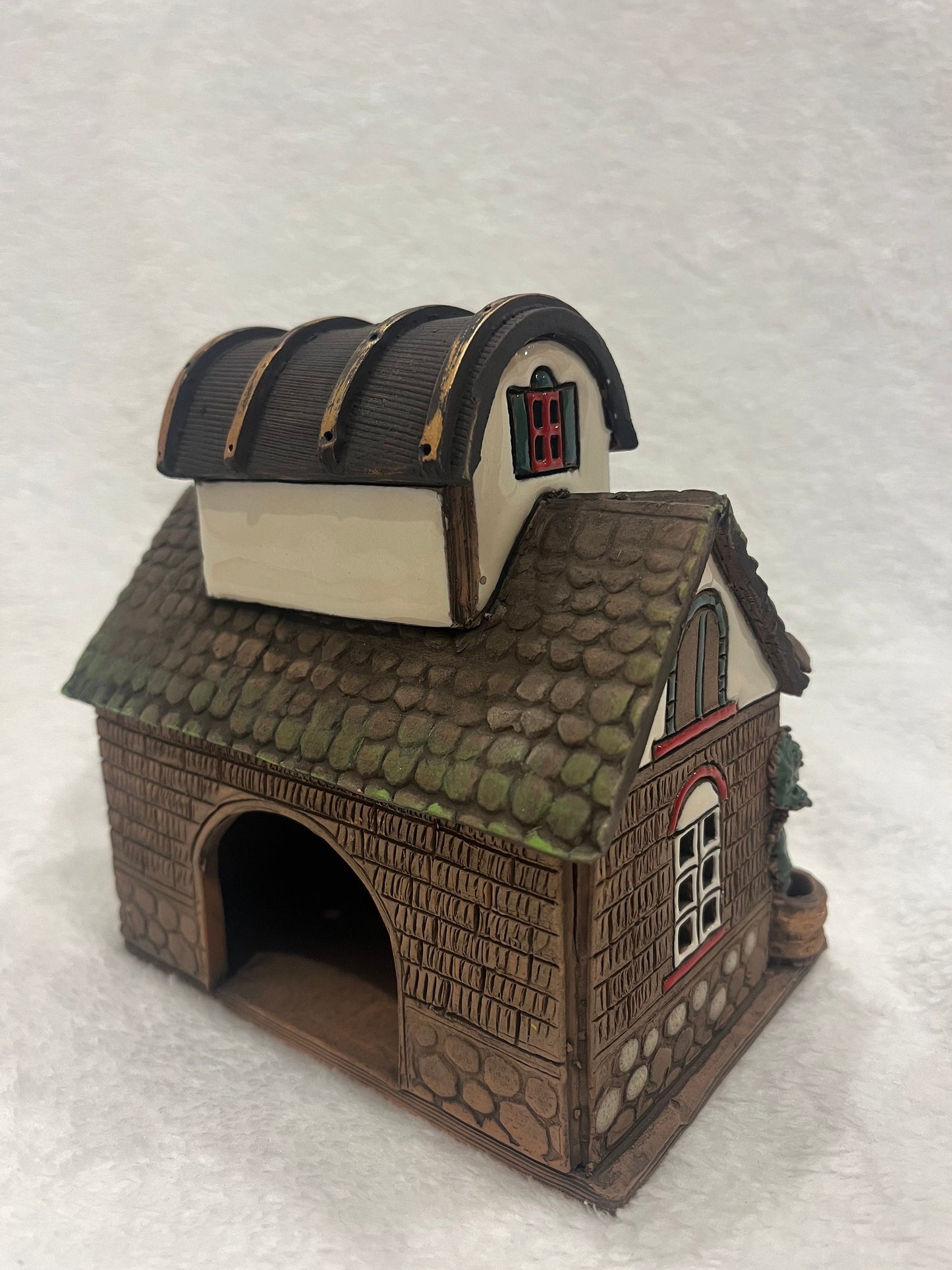 Christmas Ceramic House Art Tealight Candle Holder Room Decoration Handcrafted Collectible Miniature House B45