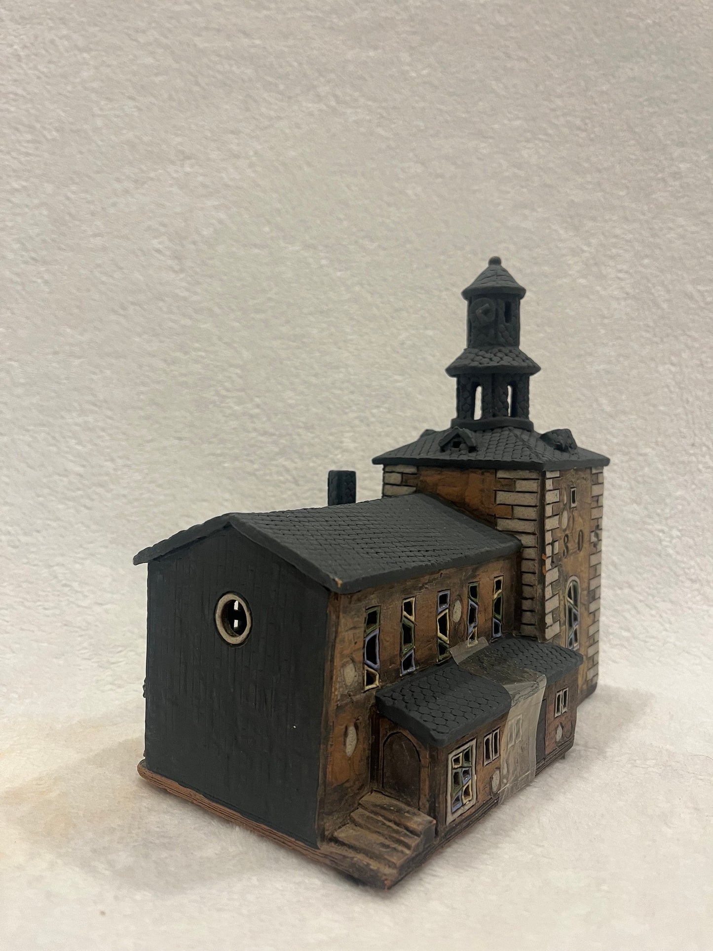 Christmas Ceramic House Art Tealight Candle Holder Room Decoration Handcrafted Collectible Miniature House CG29