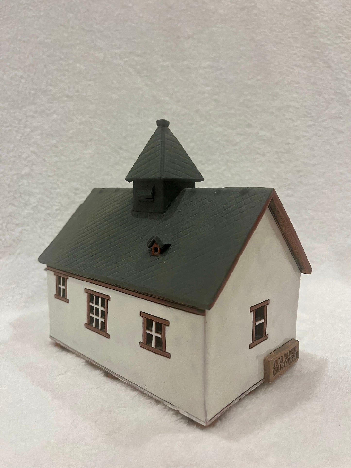 Christmas Ceramic House Art Tealight Candle Holder Room Decoration Handcrafted Collectible Miniature House GC68
