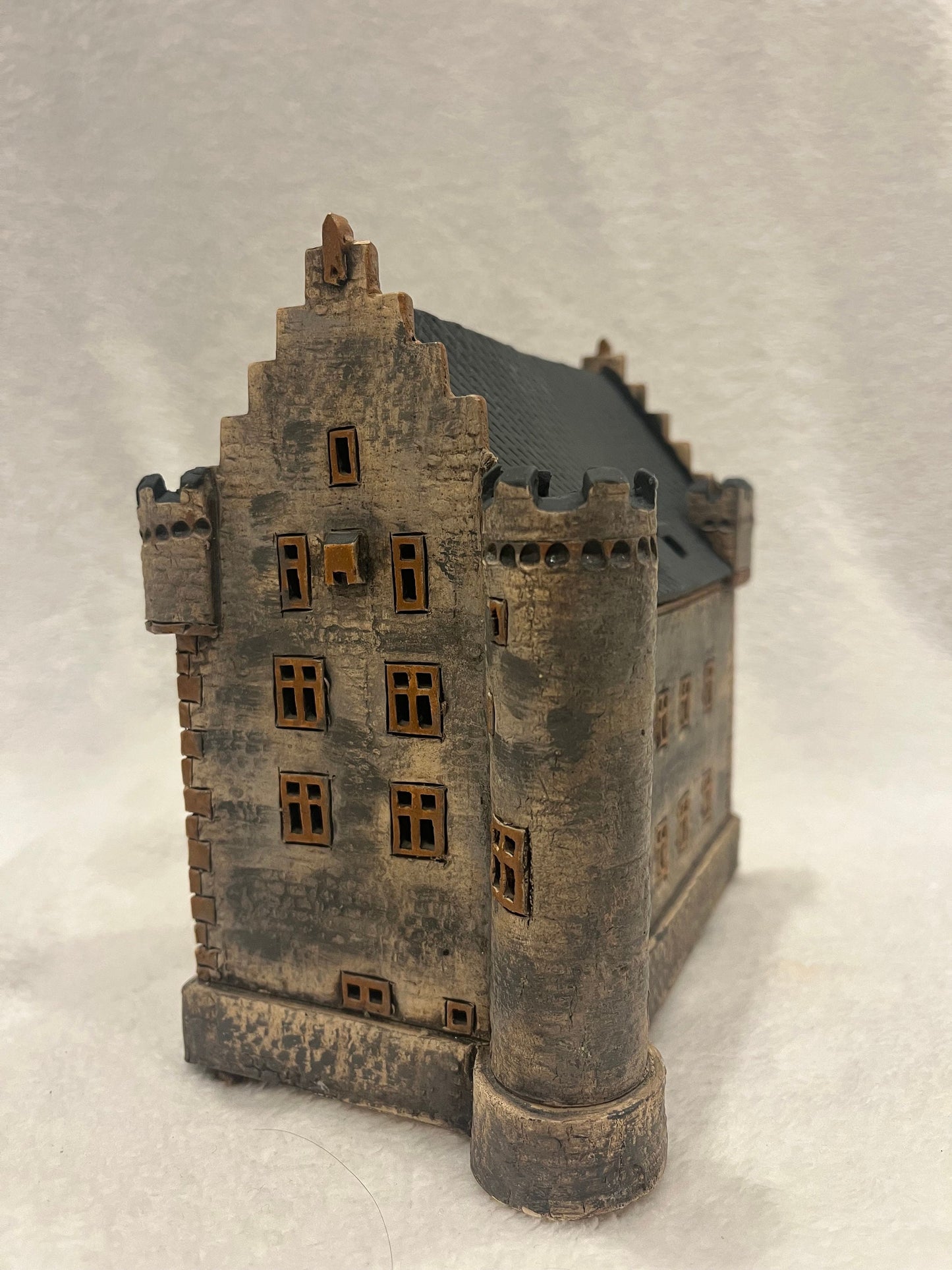 Christmas Ceramic House Art Tealight Candle Holder Room Decoration Handcrafted Collectible Miniature House GC90