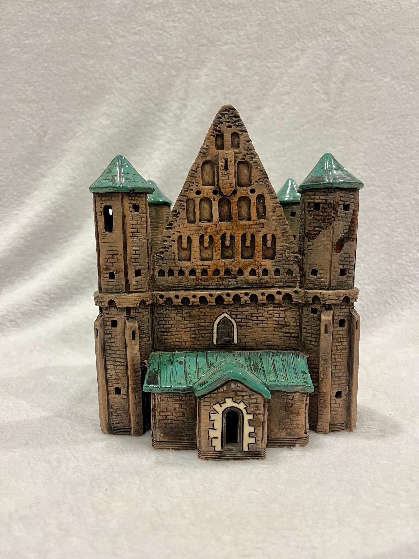 Christmas Ceramic House Art Tealight Candle Holder Room Decoration Handcrafted Collectible Miniature House D29