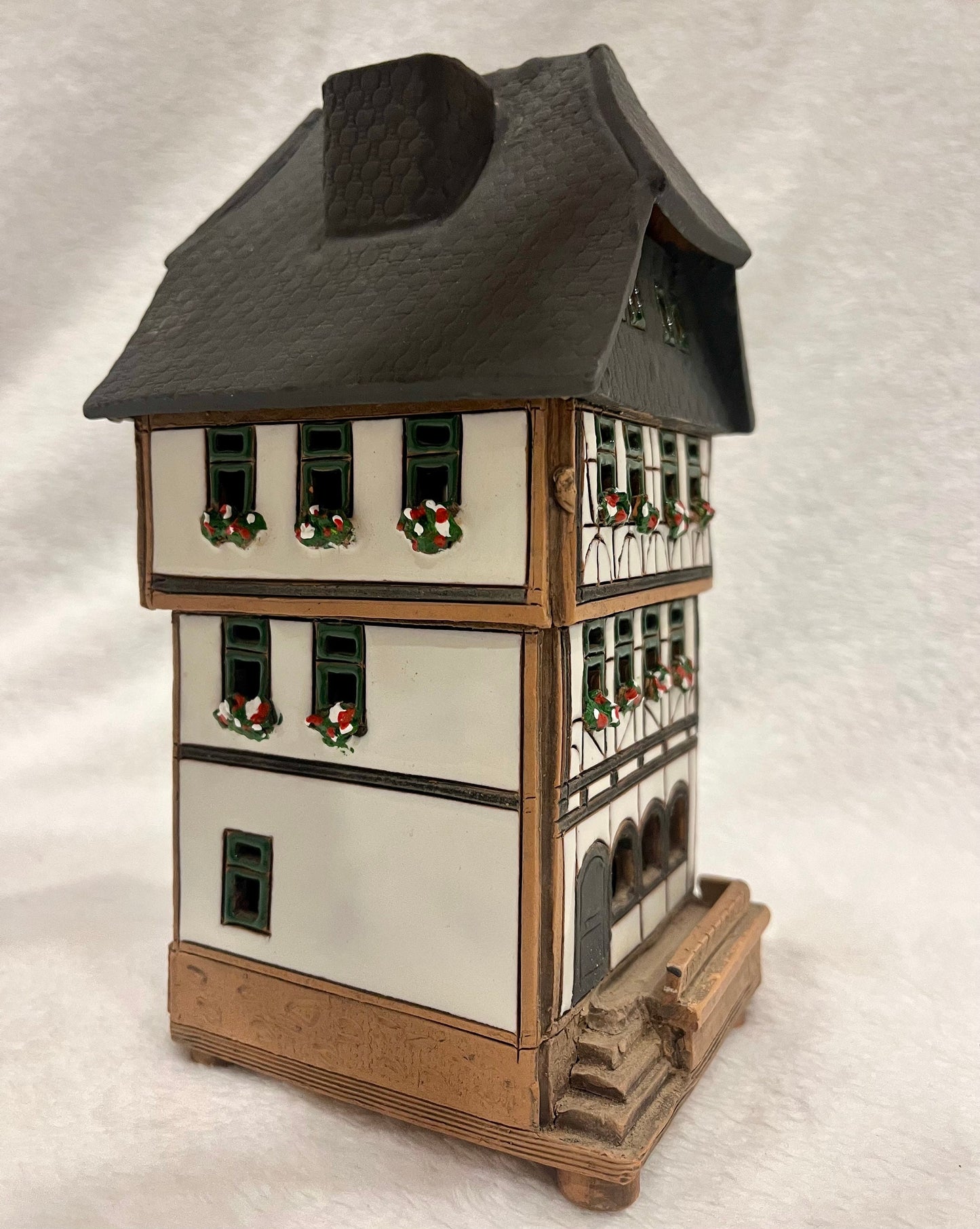 Christmas Ceramic House Art Tealight Candle Holder Room Decoration Handcrafted Collectible Miniature House B6-1